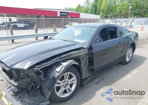 2014 Ford Mustang V6 from USA, damaged, VIN 1ZVBP8AM2E5331285
